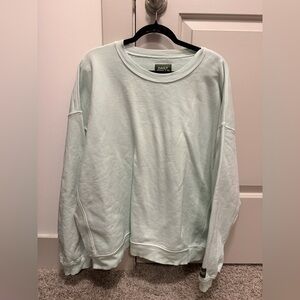 Daily Drills XSmall/ Small Light Blue Sweatshirt. 💙⚡️